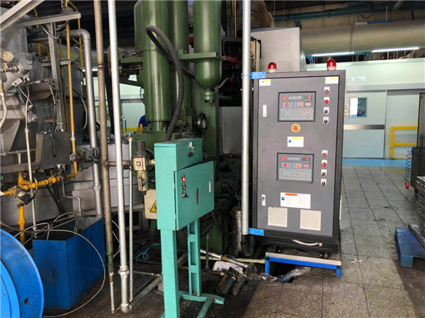 壓鑄模溫機(jī)
